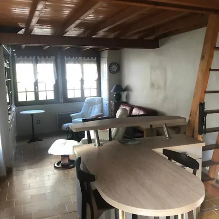 La Petite Maison Du Bourg De Casa vacanze