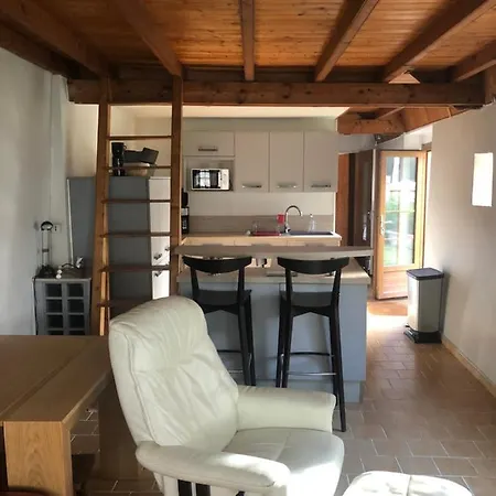 La Petite Maison Du Bourg De * Barneville-Carteret